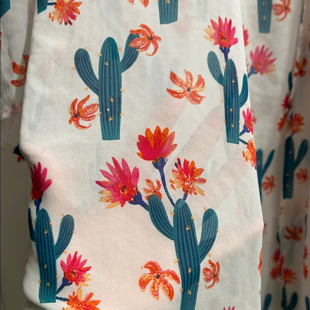 Peach Love California Floral Cactus Kimono - Picture 6 of 6